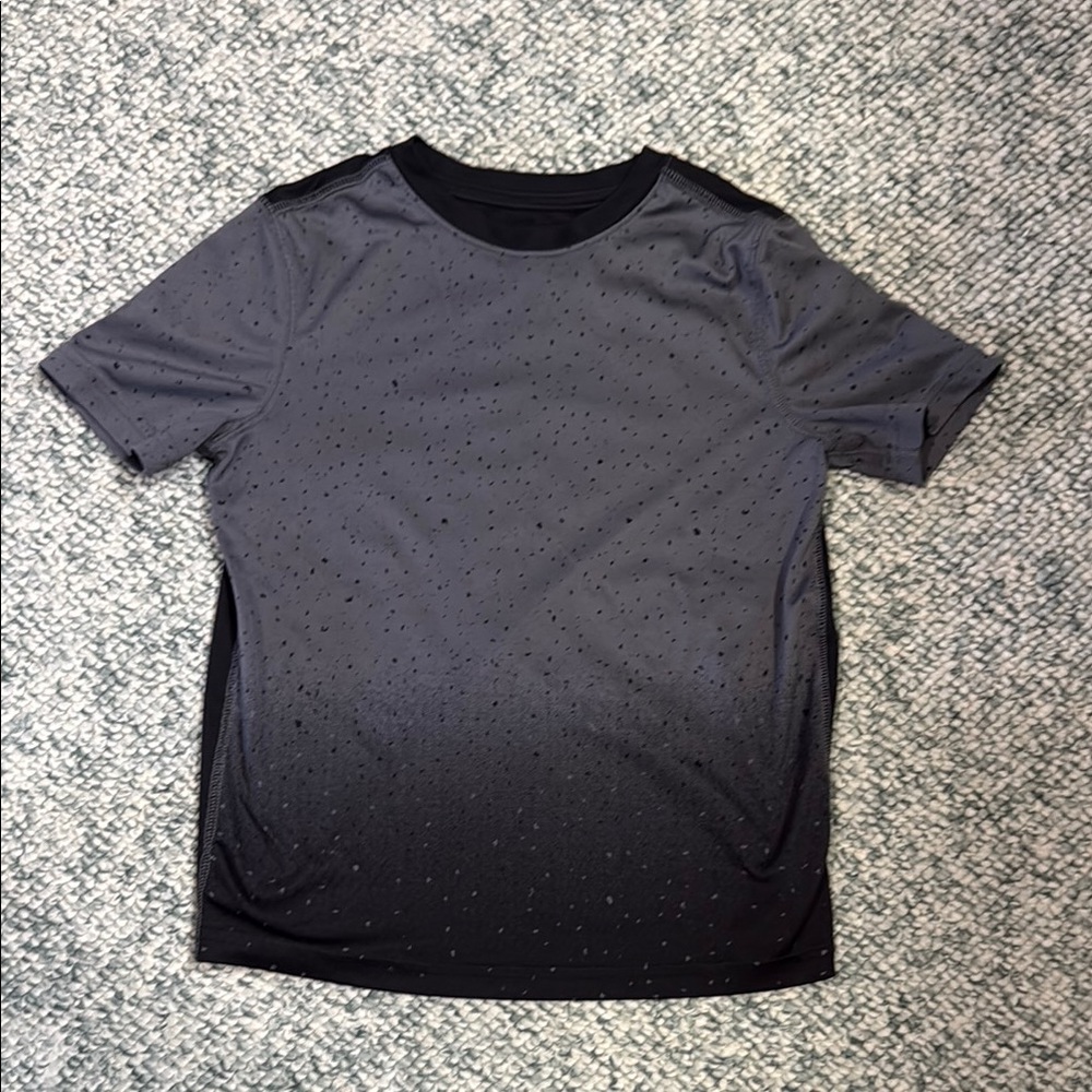 Like New Boys Old Navy Active Tee